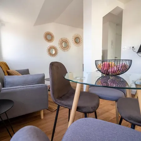 Le Poulorio 12 - T2 - Proche Gare - Dernier Etage By Locly * Lorient